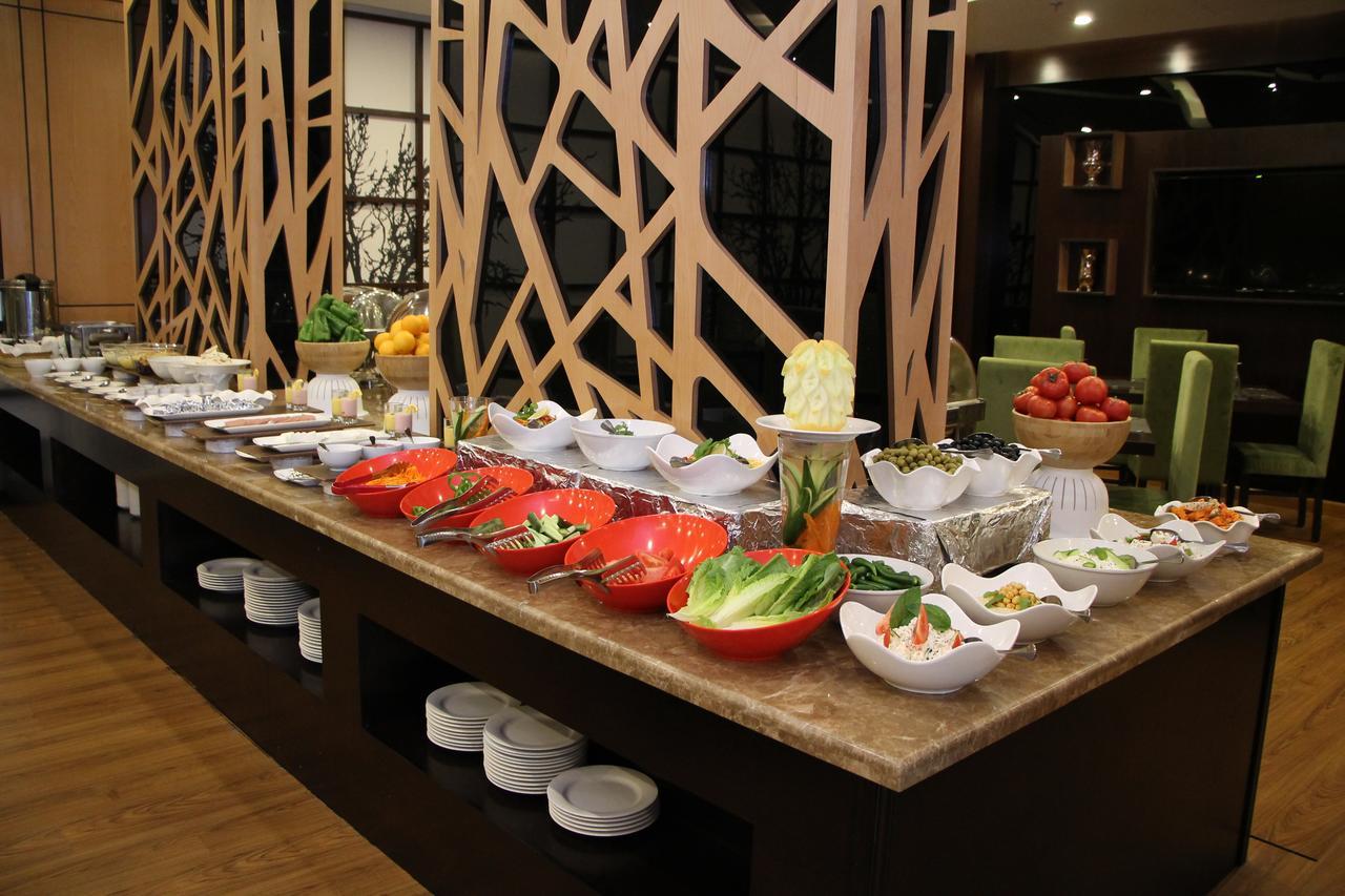 อัล มูฮัยดบ์ เรสซิเดนซ์ อัล จูบัยล์ Hotel Jubail ภายนอก รูปภาพ