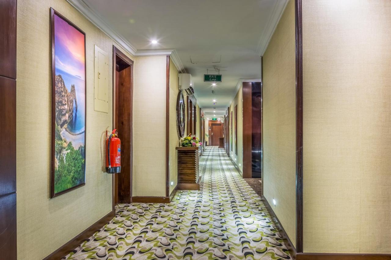 อัล มูฮัยดบ์ เรสซิเดนซ์ อัล จูบัยล์ Hotel Jubail ภายนอก รูปภาพ