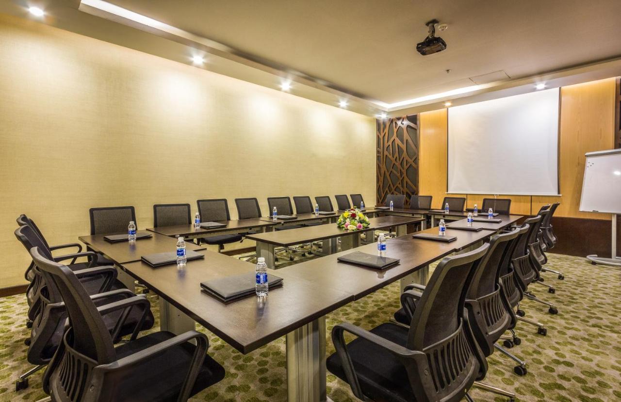 อัล มูฮัยดบ์ เรสซิเดนซ์ อัล จูบัยล์ Hotel Jubail ภายนอก รูปภาพ